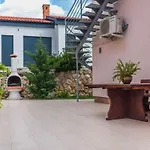 Fenix By Interhome * Klimno