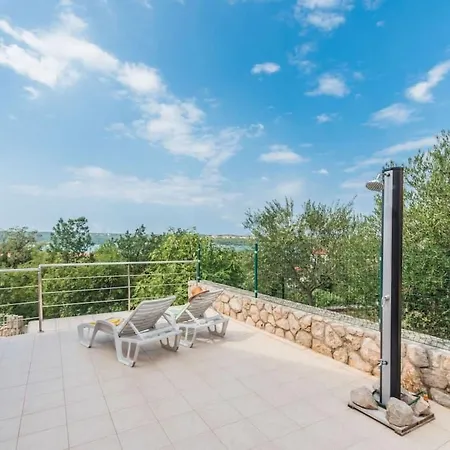 Fenix By Interhome Klimno